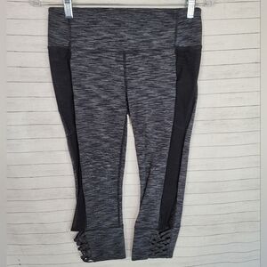 Athleta Mind Over Mat Mesh Cropped Leggings in Spacedye, sz Small